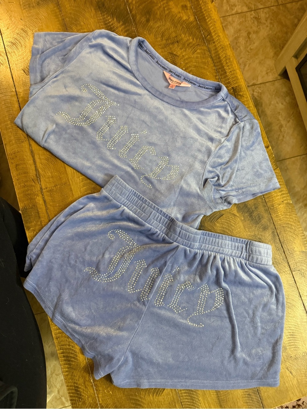 Juicy Couture Velvet Two Piece Lounge Set